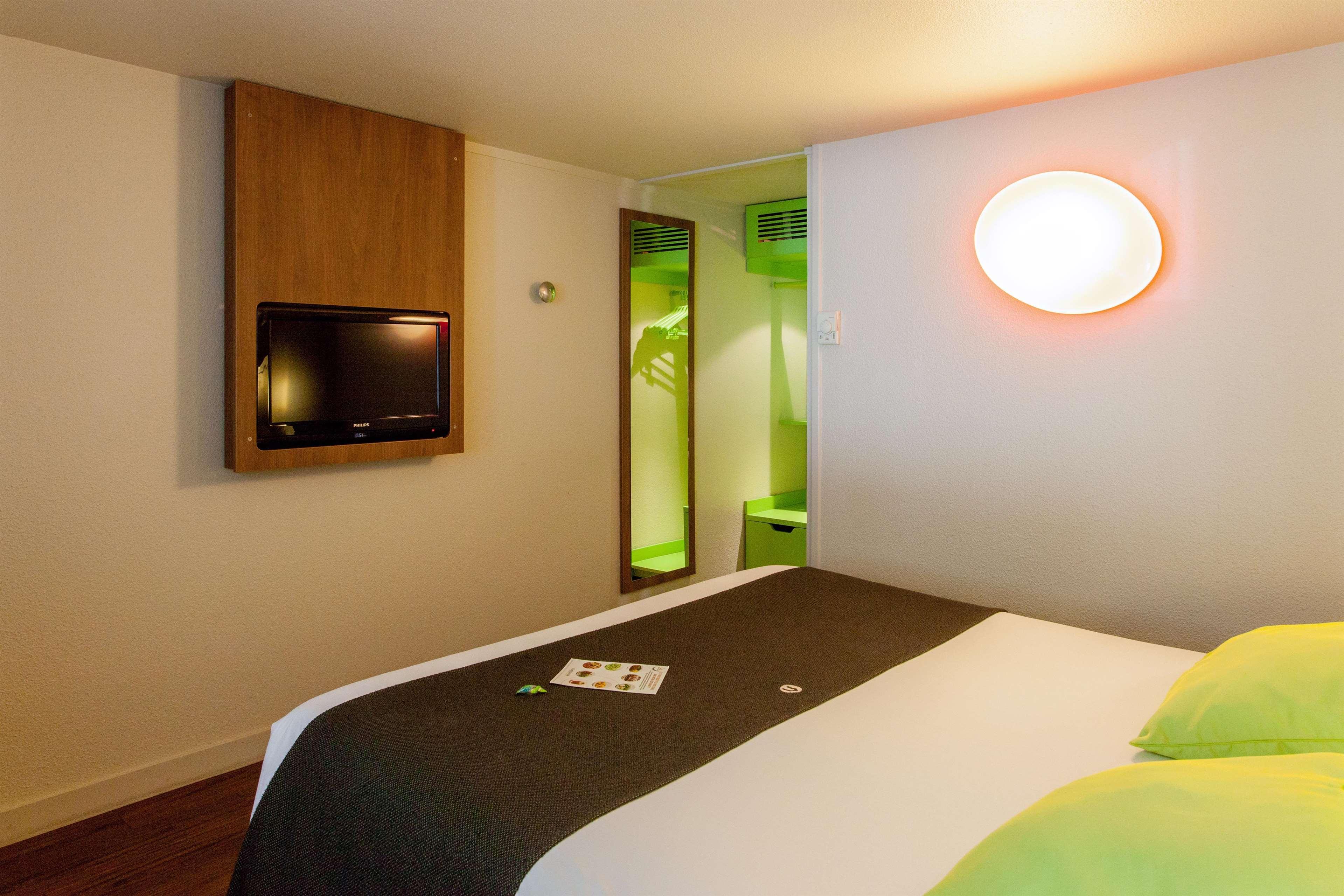 Campanile Tours Sud ~ Joue-Les-Tours Hotel Exterior photo